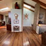 Cabello Living room walkways