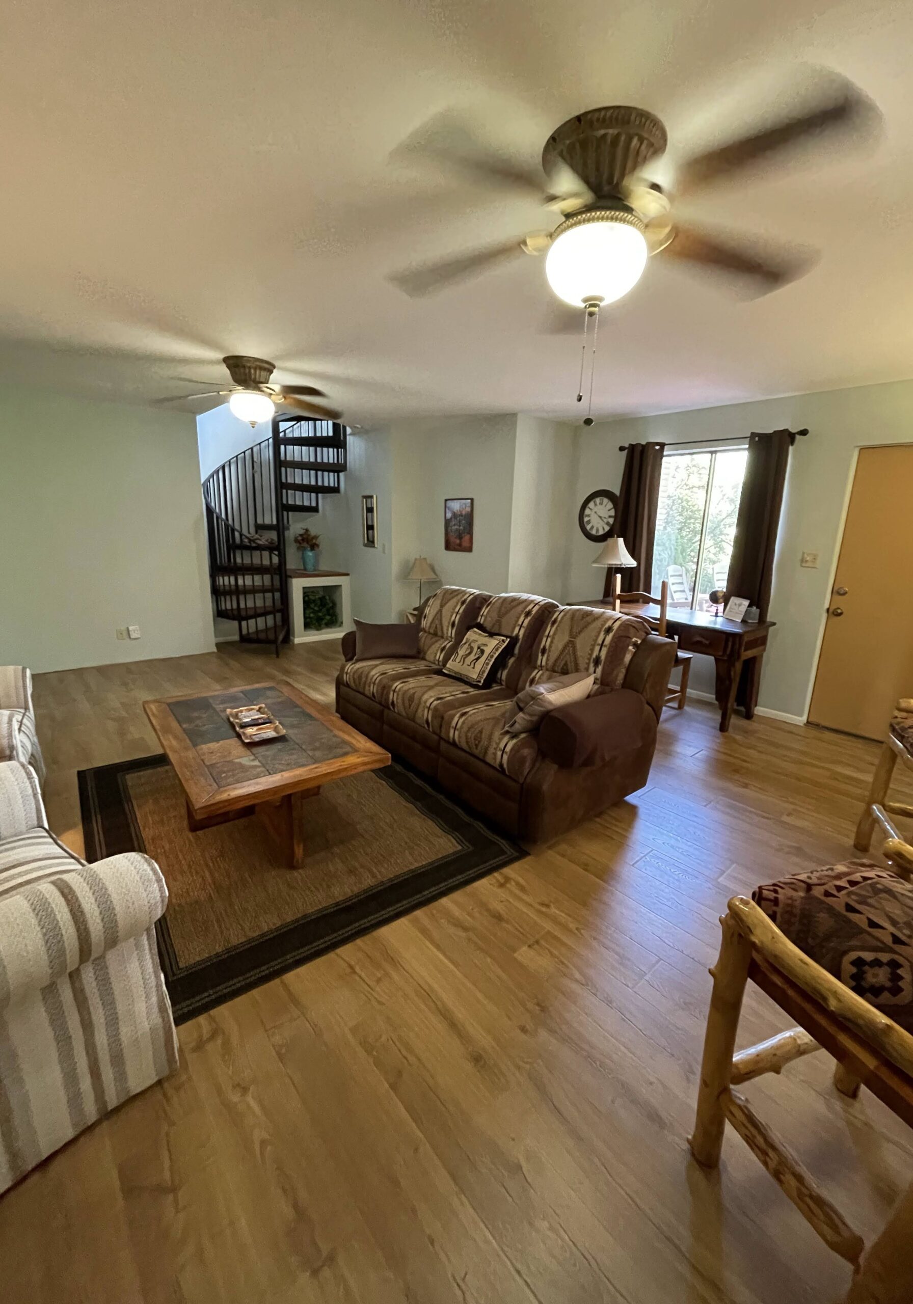 Family room 1